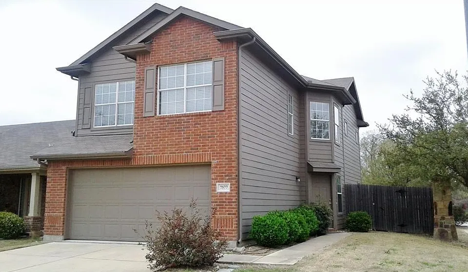 7577 Lazy Spur Blvd