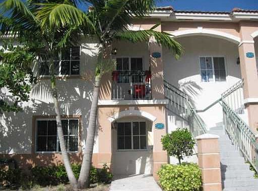 1st image of 1311 SE 31st Ct Unit 102-46