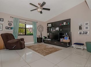 12356 NW 12th Ct, Pembroke Pines, FL 33026