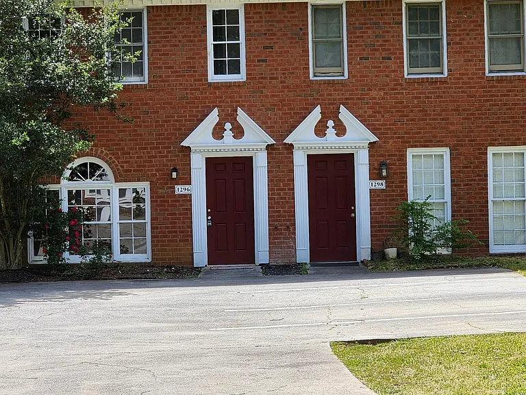 1296 Sweet Pine Dr — Photo 1