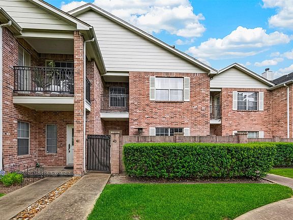 2nd image of 2865 Westhollow Dr Unit 43