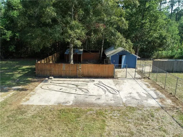 29218 Chene Dr, Lacombe, LA 70445