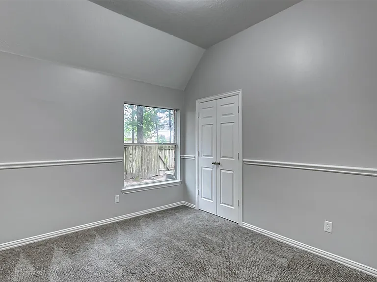 18207 Red Eagle Ct — Photo 35