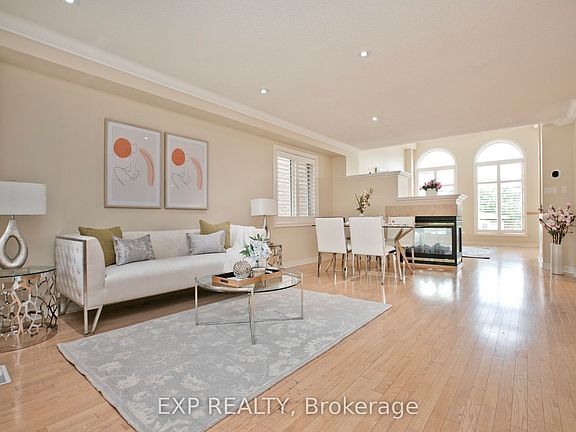 5th image of 55 Sandway Cres