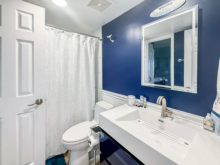 845 Benjamin Franklin Dr #202 — Photo 10