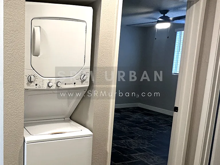 959 Vine St #2 — Photo 10