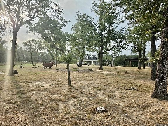 4th image of 123 Scenic Oak Dr