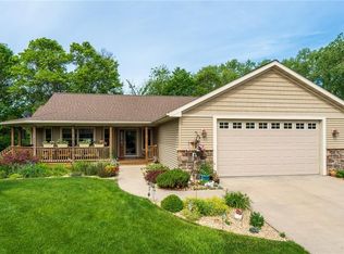 442 Douglas Ct, River Falls, WI 54022