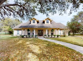 12 Lookout Ln, Victoria, TX 77905