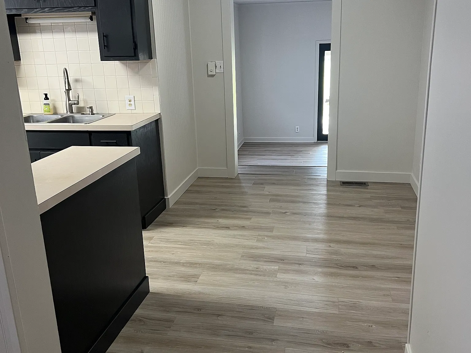 2 bed, $1,250 — Photo 3