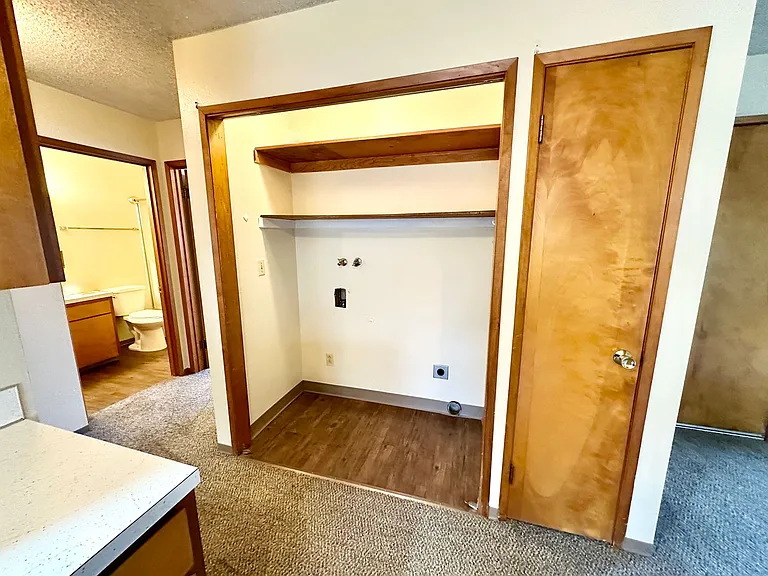 4507 Hillcrest Dr — Photo 10