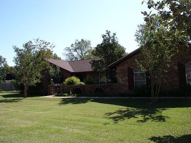 1st image of 1413 Hyland Dr