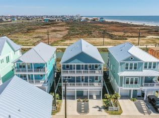 3823 Seabreeze Ln, Galveston, TX 77554