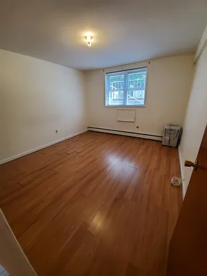 Rented by Metro Garden Realty NYC | media 29