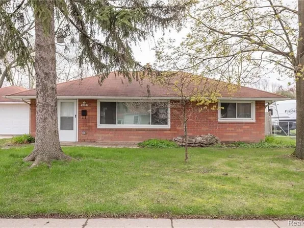 31733 Kathryn St, Garden City, MI 48135