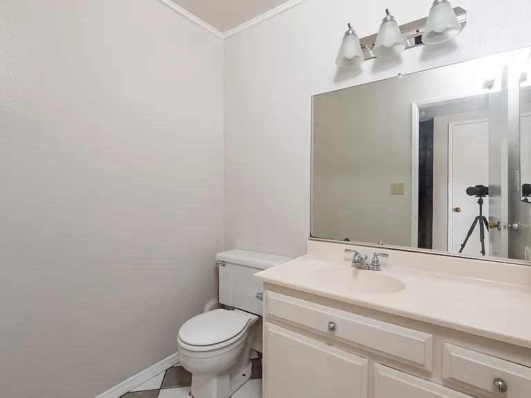 2300 S Hacienda Blvd #G4 — Photo 16