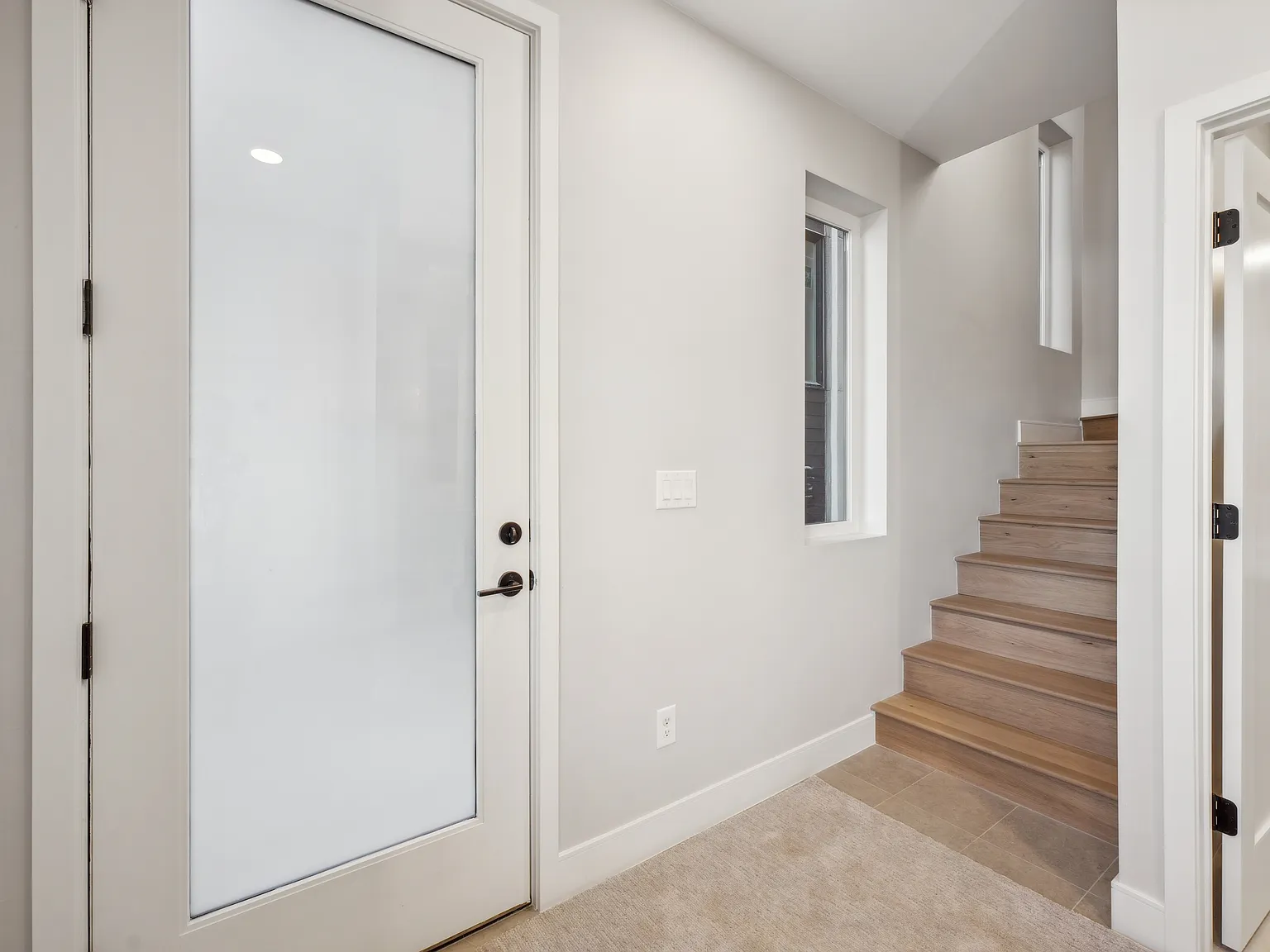 2 bed, 1244 sqft, $3,400 — Photo 3