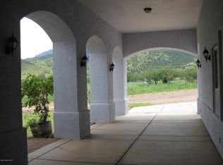 2495 E Rio Grande Dr, Hereford, AZ 85615