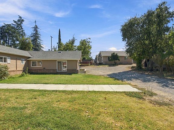 2nd image of 7628 Kensington Dr
