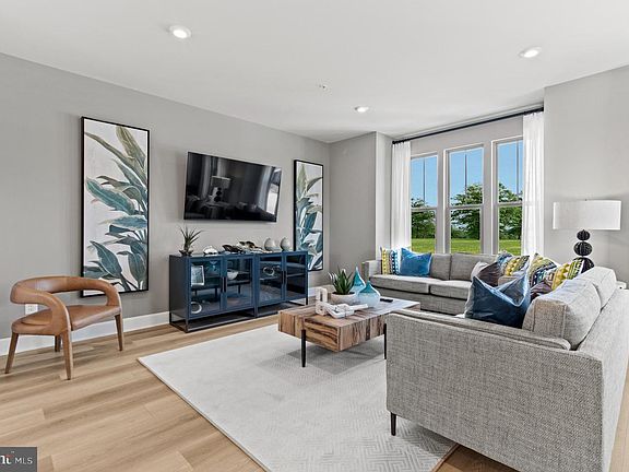 5th image of 6056 Soho Way
