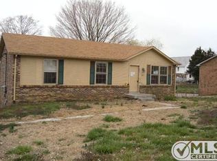 604 Farmington Bnd, Clarksville, TN 37042