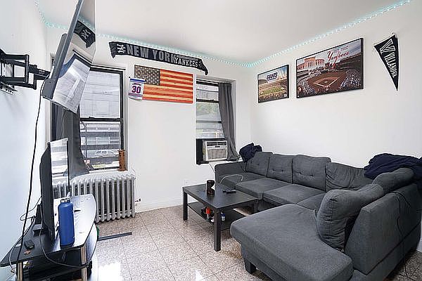 1st image of 529 2nd Ave APT 2F