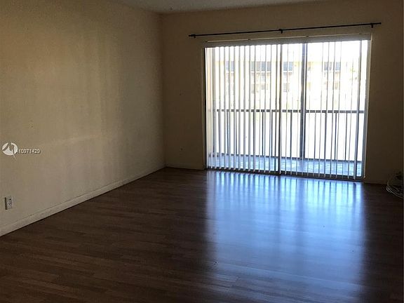 3rd image of 8025 Colony Cir S APT 207