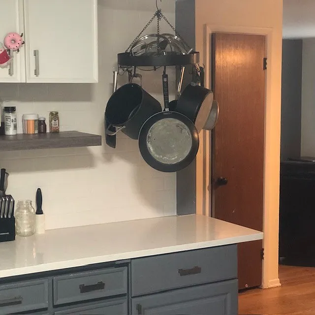 3 bed, 1.5 bath, 1100 sqft, $3,300 — Photo 2