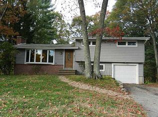 65 Cushing Rd, Warwick, RI 02888