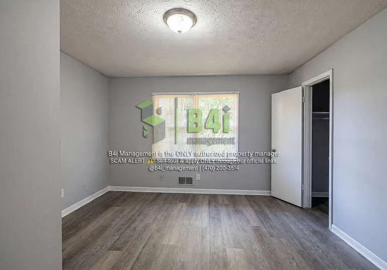 1010 Sexton Dr — Photo 11