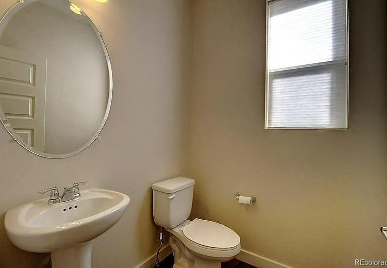 11240 Uptown Ave — Photo 15