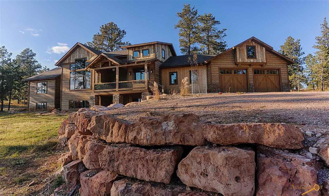 8165 Stirrup Ct, Rapid City, SD 57702 | Zillow
