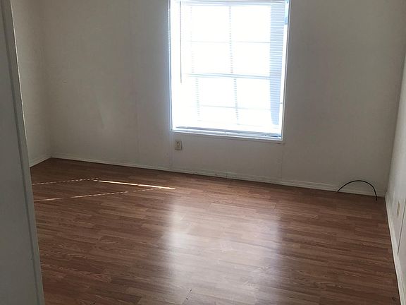 2nd image of 4965 Gladys Owens St