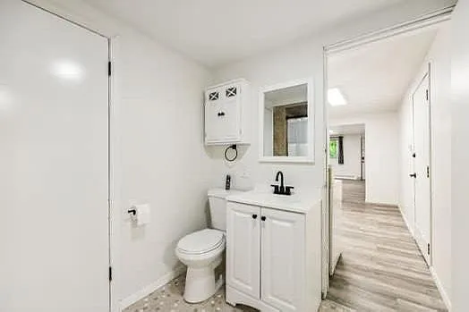 501 Russell Ave N #L — Photo 9