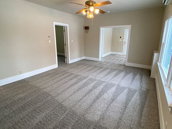3rd image of 403 E Montgomery St #1
