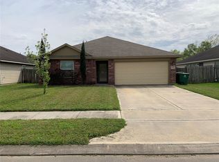 5706 Park Village Dr, Houston, TX 77048