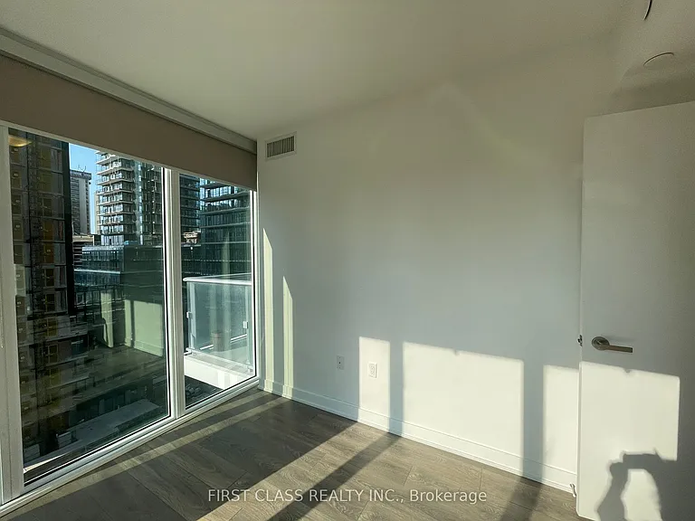 99 Broadway Ave #810 — Photo 7