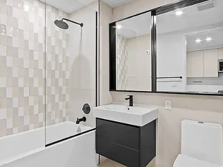 130 Hope St #41 — Photo 2