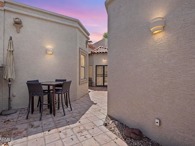 8479 N 84th Pl — Photo 8