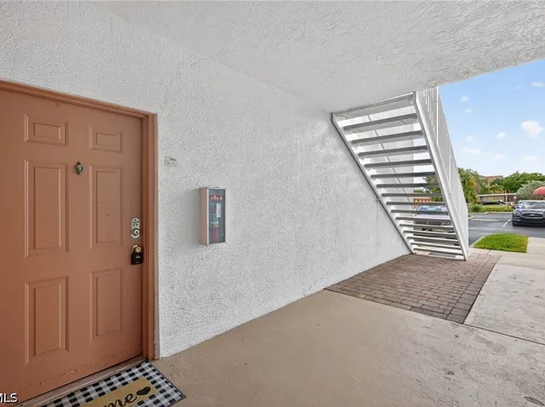 6401 Aragon Way APT 106, Fort Myers, FL 33966