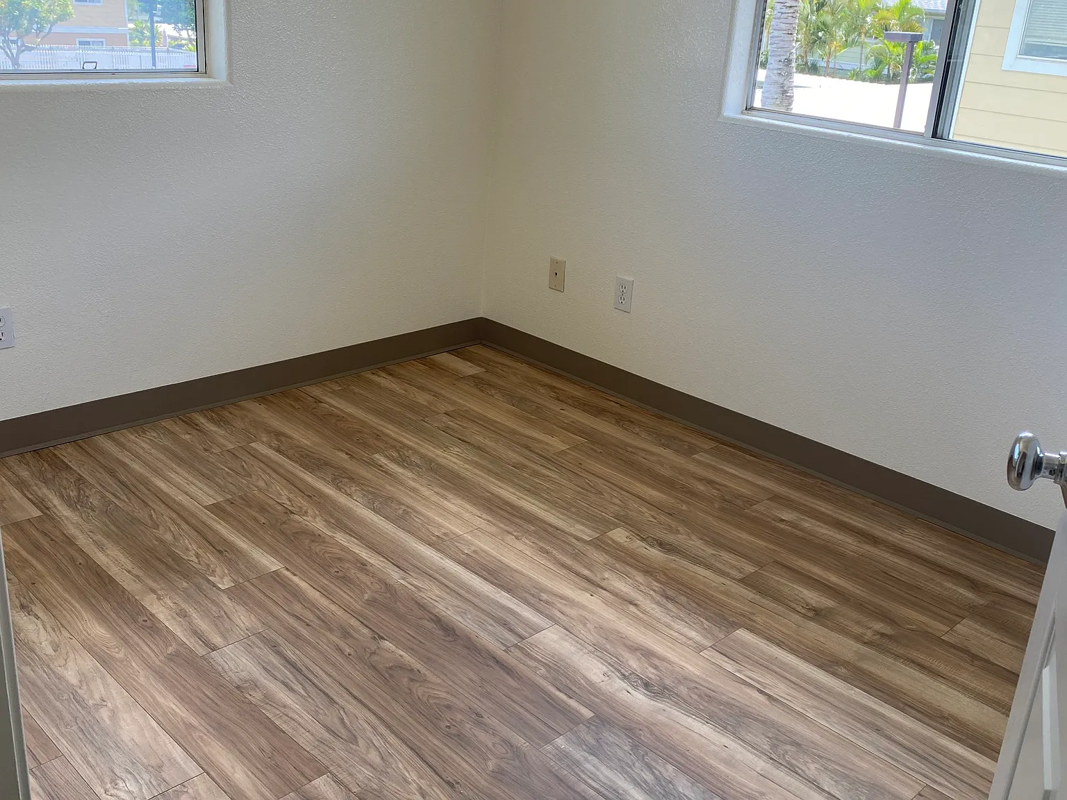 2 bed, 716 sqft, $2,600 — Photo 3