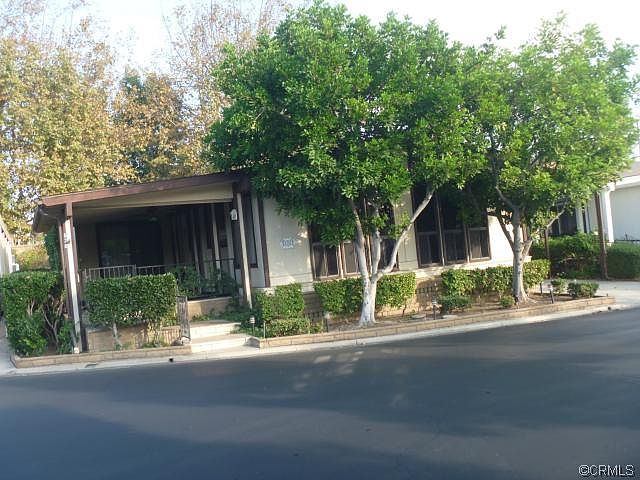 1st image of 626 Wood Lake Dr #202