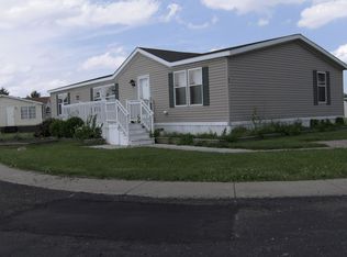 311 Black Oak Ct, Flint, MI 48506