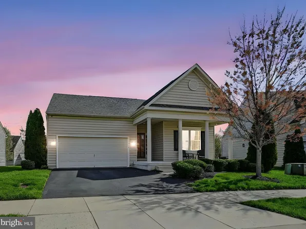 515 Hambleton Ln, Newark, DE 19702