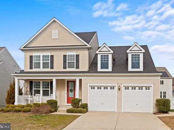 43724 Sweetbay St, California, MD 20619