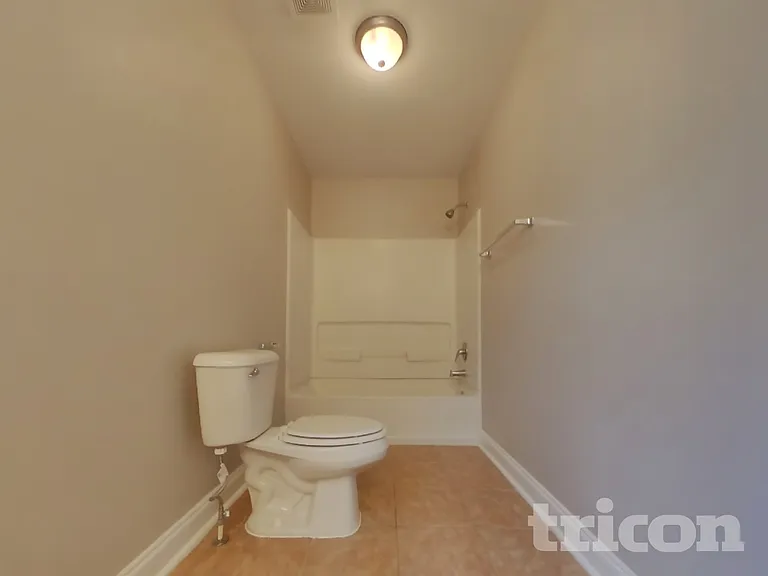 204 Cole Ct — Photo 10