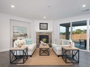 2399 Andersen Ln, Vista, CA 92084