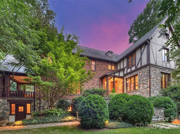 1800 Pinewood Cir, Charlotte, NC 28211