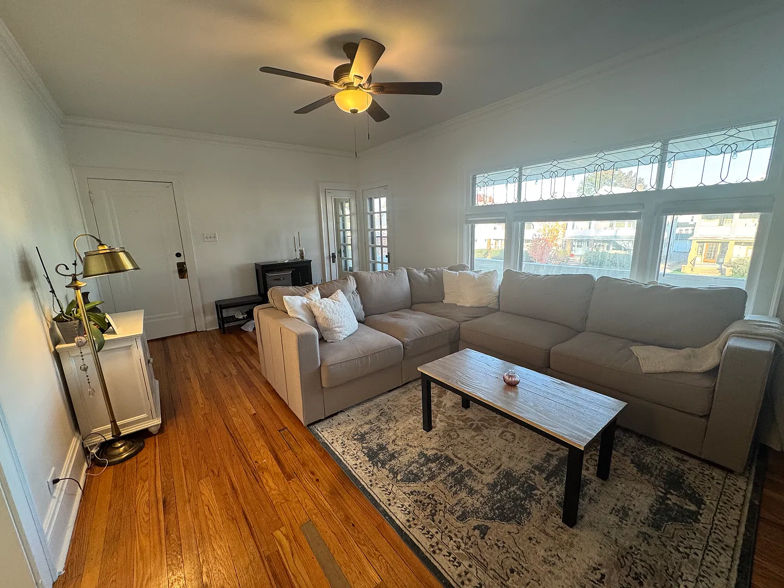3 bed, $2,225 — Photo 4