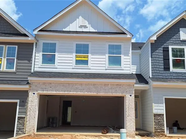 4 Trace Blf, Dawsonville, GA 30534